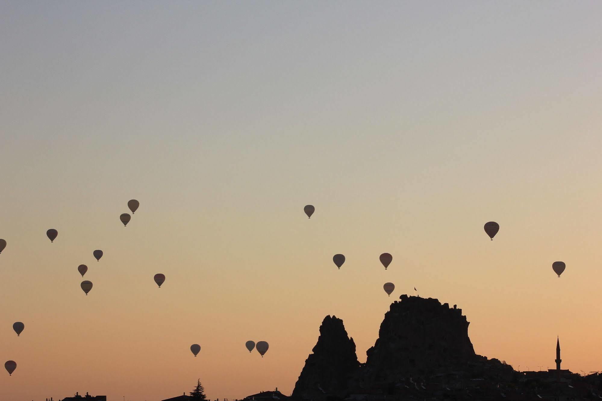 Cappadocia Symbol Hotel Uchisar Exterior foto